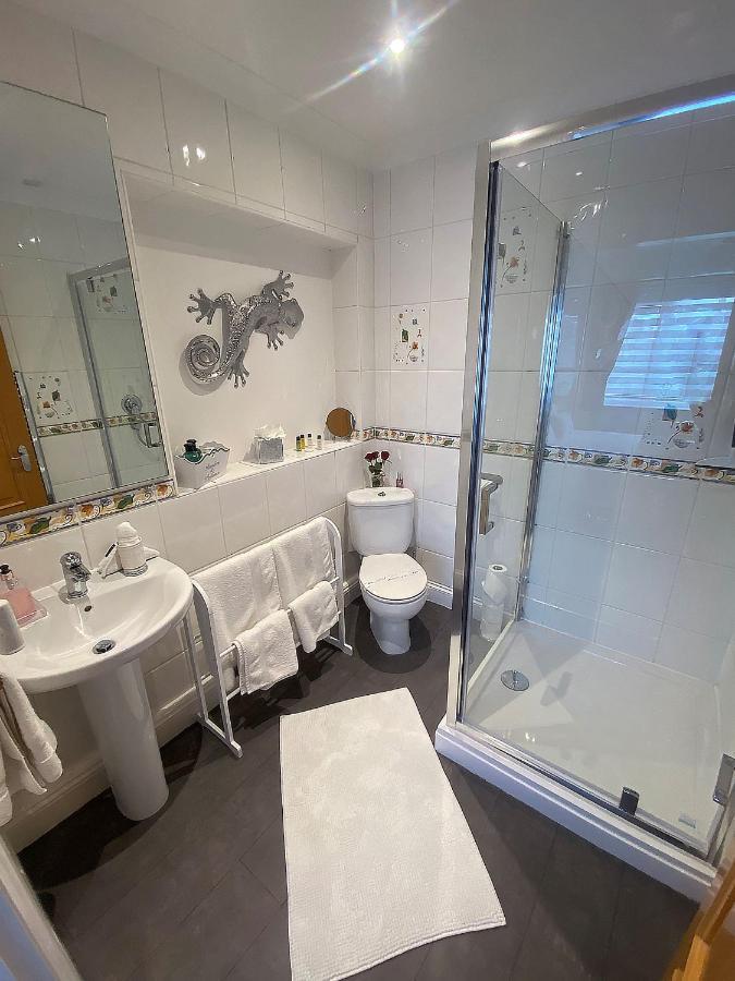 Keppel Gate B&B - Silver Birch Ensuite Room Overseal 외부 사진